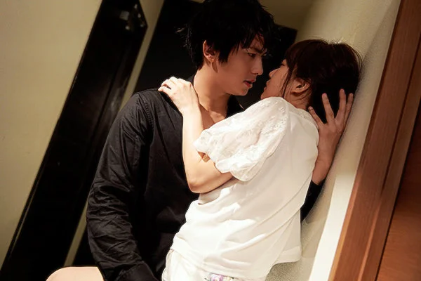 【東惣介】独りが寂しい夜に出会ったイケメン男性と、名前も知らないまま惹かれ合うワンナイトSEX